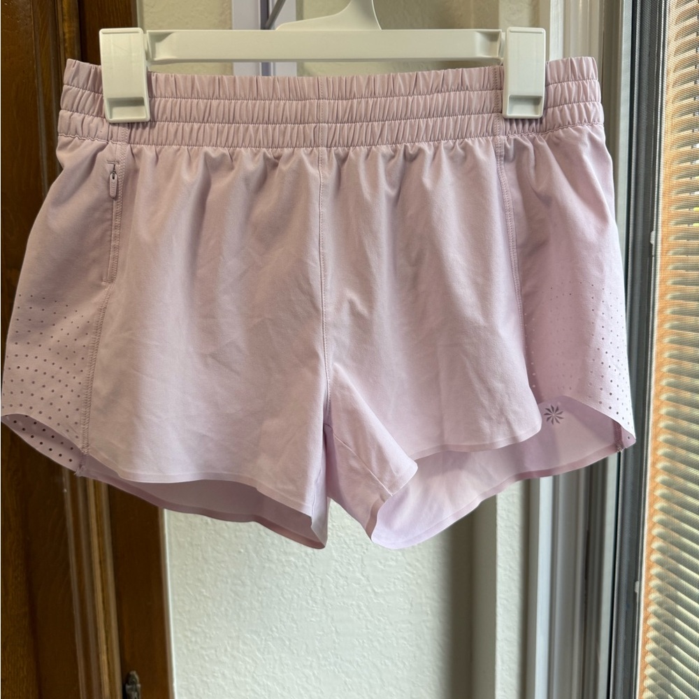 Athleta Soft Pink Hustle 3” Shorts